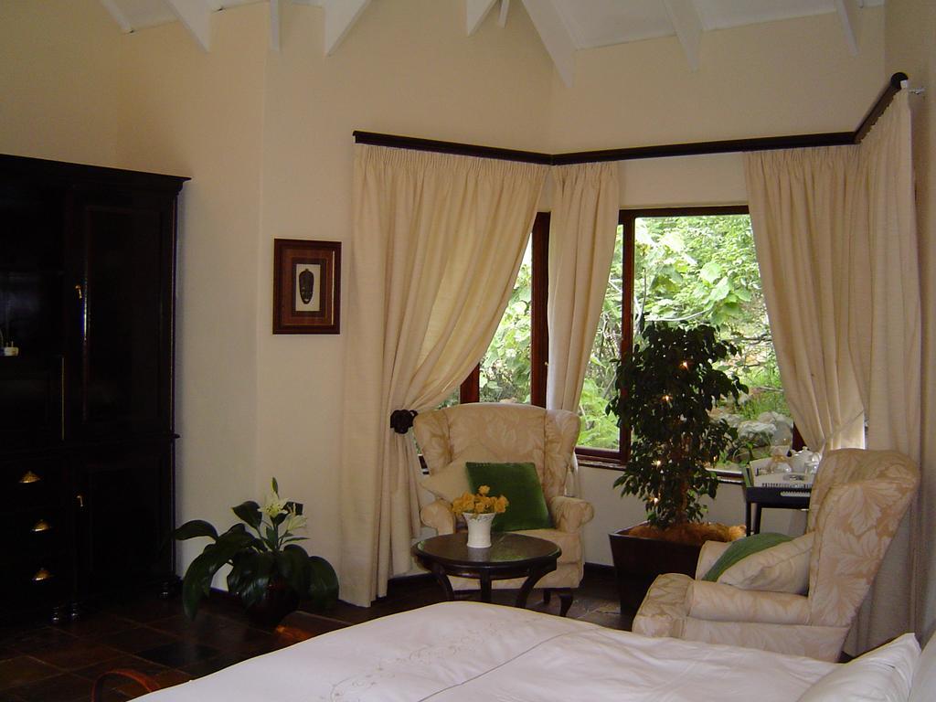 Forest Creek Lodge & Spa Dullstroom Exterior photo
